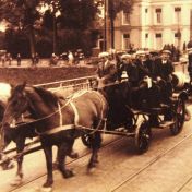 Kenteken: A 14713; Groningen, Herebrug, optocht t.g.v. het 50-jarig jubileum van de Groningse brandweer, 1934, foto: W. Schuitema