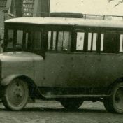Kenteken: A 8552; Opel ca. 1926, foto: uitsnede gdb-114.jpg
