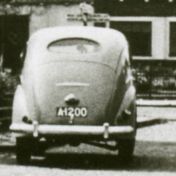 Kenteken: A 1200; uitsnede foto: archief W. Mollema