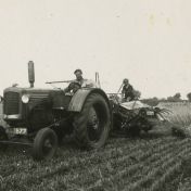 Kenteken: A 37877; Minneapolis Moline,  foto: collectie Veenkoloniaal Museum (vm 2.1/03.02/49)