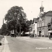 Kenteken: A 8874; Hoofdstraat Hoogezand, ca. 1935 (1986-11842)