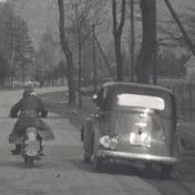 Kenteken: A 11345; Vauxhall 12 tijdens de Harz-ralley, 30-04-1939, foto: still uit Harz-film, 1939, coll. GrA (2209-AV21967)