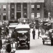 Kenteken: A 12568; Chevrolet, Groningen, Vismarkt ca. 1930, foto:uitsnede 1986-06147.jpg