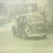 Kenteken: A 9315; Dodge,  foto: Still uit GAVA-film AV2587