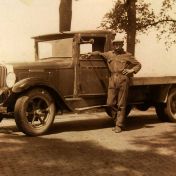 Kenteken: A 18823; Willys Overland, foto: archief W. Mollema
