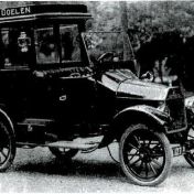 Kenteken: A 1273; Ford Hotelbusje ca. 1914, foto: Conan Bulletin januari 1998