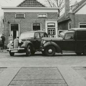 Kenteken: A 33593; Commer bestelauto, aanrijding met Austin A-29887 foto: archief Kantongerecht Winschoten (154-8-202)