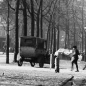 Kenteken: A 2030; Groningen, Gedempte Zuiderdiep ca. 1926, foto: uitsnede 1785-21061.jpg