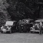 Kenteken: A 3444; Ford ca. 1938, foto: Still uit GAVA-film AV0016