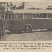 Kenteken: A 27560; Willys Jeep, Nieuwsblad van het Noorden, 08-04-1950; Fotograaf: Folkers, E.