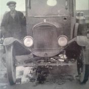 Kenteken: A 11204; 1e vrachtauto (Ford) van Hendrik Drent uit Briltil, foto: J. Smits