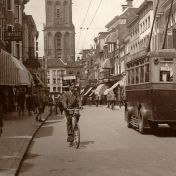 Kenteken: A 15634; Groningen, Oosterstraat ca.1940, foto: uitsnede 1986-04376.jpg