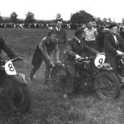 Kenteken: A 36196; Motorrace Weiwerd 1946, foto: J. de Vries