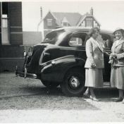 Kenteken: A 18864; Chevrolet Master, geheel rechts Anco Tepper, ca. 1938. foto: C. Teuben