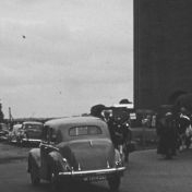 Kenteken: A 19450; Austin A40, Stadskanaal, 1950, foto: Still uit GAVA-film AV20037