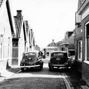 Kenteken: A 19043; Eenrum, Oranjestraat ca. 1950 (818-2986)