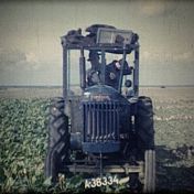 Kenteken: A 38334; Fordson, foto: Still uit GAVA-film AV0076