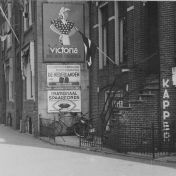 Kenteken: A 32752; Groningen, Nieuwe Ebbingestraat, 16-04-1949 (1785-03122)