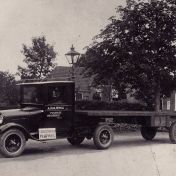 Kenteken: A 6454; Ford, Winschoten, de Garst, foto: F. Bos