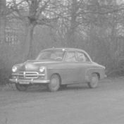 Kenteken: A 3454; Vauxhall Wyvern met nieuw kenteken NX-39-50, 1956, foto: Still uit GAVA-film AV7171