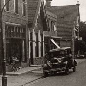 Kenteken: A 19345; Ford A, Grootegast ca. 1935, foto: uitsnede 818-6447.jpg