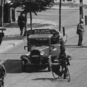 Kenteken: A 15610; Chevrolet, Groningen, Hereweg, 1937, foto: uitsnede 1785-1235.jpg