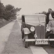 Kenteken: A 14436; Snelweg bij Arnhem: Wout Verwoerd naast de DKW 07-07-1936 , foto: W. G. Verwoerd-Dik