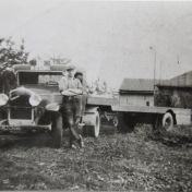 Kenteken: A 21280; Dodge, foto: Archief Historische Vereniging Het Wold