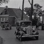 Kenteken: A 23625; Chevrolet, ca. 1938, foto: Still uit GAVA-film AV0016