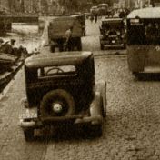 Kenteken: A 25974; Chevrolet, uitsnede foto "Het Noorden in Woord en Beeld".