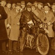 Kenteken: A 4638; Indian, foto: "Het Noorden in Woord en Beeld" 27-04-1928