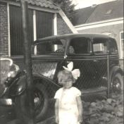 Kenteken: A 7766; Ford, Huwelijk G. Smid, ca. 1937, foto: G. Vegter