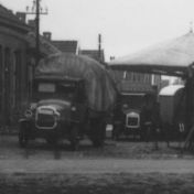 Kenteken: A 17001; foto: uitsnede 1785-11173.jpg