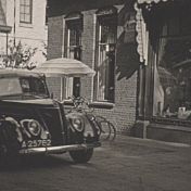 Kenteken: A 25782; Ford, Zuidlaren, 1939, foto: still uit GAVA AV14816