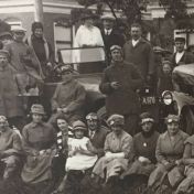 Kenteken: A 976; Buick, mei 1920, uitsnede foto M. Keizer