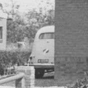 Kenteken: A 13391; Ford Prefect, uitsnede foto: <a href='http://www.farmsum.net/site/' target='_blank'>Farmsum.net</a>
