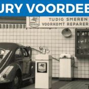 Kenteken: A 10697; Voordeelpas van garage Century met de Volkswagen in de werkplaats