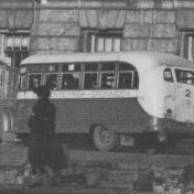 Kenteken: A 9258; Ford, Groningen, Grote Markt ca. 1948, foto: uitsnede 1785-5021.jpg