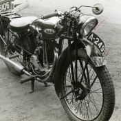 Kenteken: A 24939; De gekreukte BSA motor, foto uit archief Kantongerecht Zuidbroek