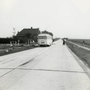 Kenteken: A 36318; Volvo, Veendam 13-10-1952, foto: collectie Veenkoloniaal Museum (vm 7.3 Po On 21)