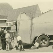 Kenteken: A 27156; Ford V8, Groningen, Haydnlaan 1940 (1785-30889)