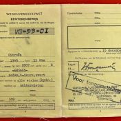 Kenteken: A 1568; Nieuw kentekenbewijs 15-12-1956, foto: <a href='https://2cvgarage.nl/' target='_blank'>website 2cvgarage</a>