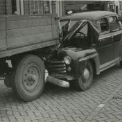 Kenteken: A 27142; Ford, foto uit archief Kantongerecht Winschoten (154-8_194)
