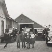 Kenteken: A 35531; De familie Achterhof, foto: Archief Historische Vereniging Het Wold