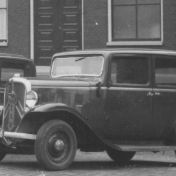 Kenteken: A 22526; Citroën Rosalie, foto: uitsnede 1785-2602.jpg