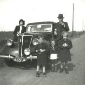 Kenteken: A 1014; Renault Primaquatre, ca. 1947, foto: J. Nagel