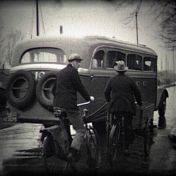 Kenteken: A 23075; Diamond T, foto: Still uit GAVA-film AV0043