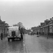 Kenteken: A 41535; Seddon, ongeval Groningerstraat Assen, 14-11-1949 foto: L Huizinga