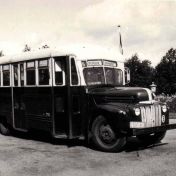 Kenteken: A 13831; Ford, bron: <a href='http://www.openbaarvervoerinboskoop.nl' target='_blank'>Openbaar vervoer in Boskoop</a>
