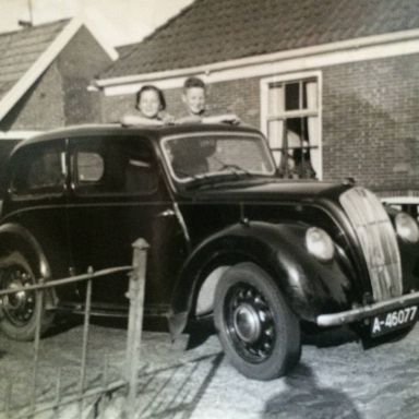 Kenteken: A 46077; Morris Eight, foto: M. Keizer